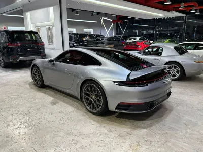 2024 بورش 911 كاريرا