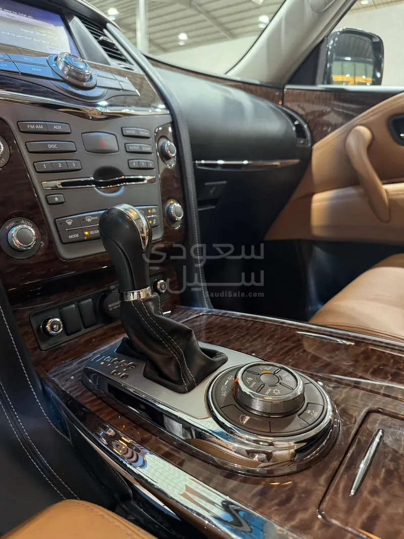 2015 نيسان باترول بلاتينيوم