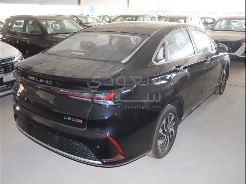 2025 بايك يو 5 بلس