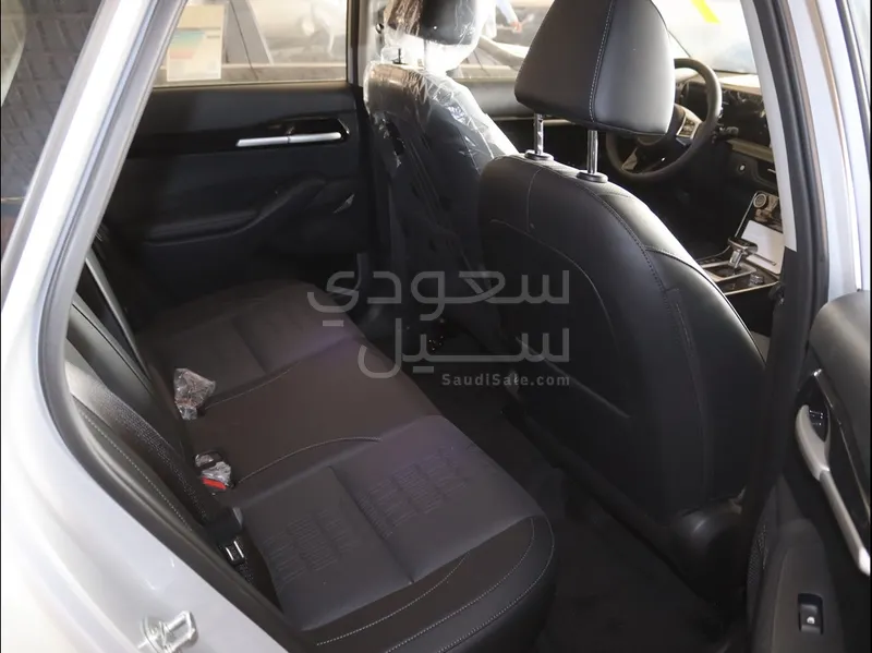 2025 كيا سيلتوس