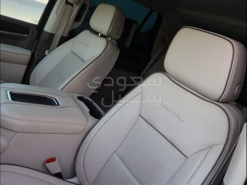 2022 جي ام سي يوكون دينالي