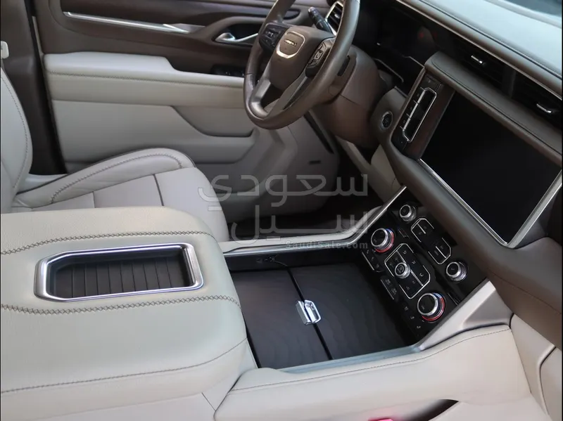 2022 جي ام سي يوكون دينالي