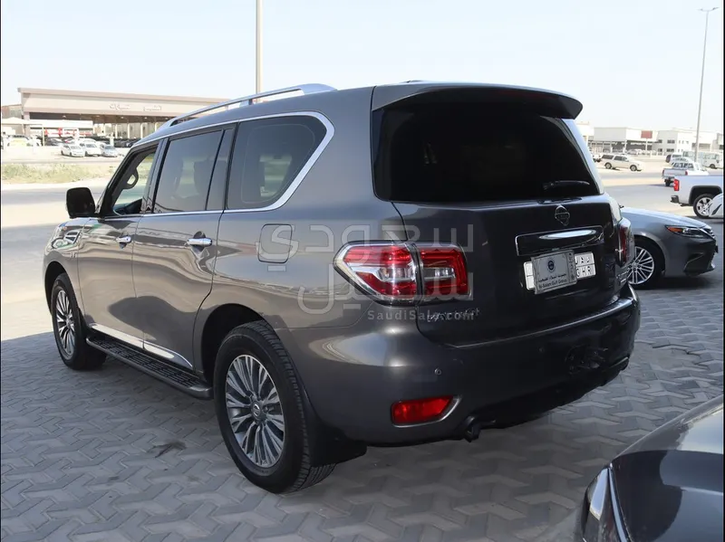 2015 Nissan Patrol Platinum
