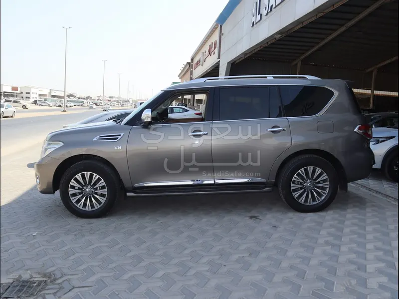 2015 Nissan Patrol Platinum