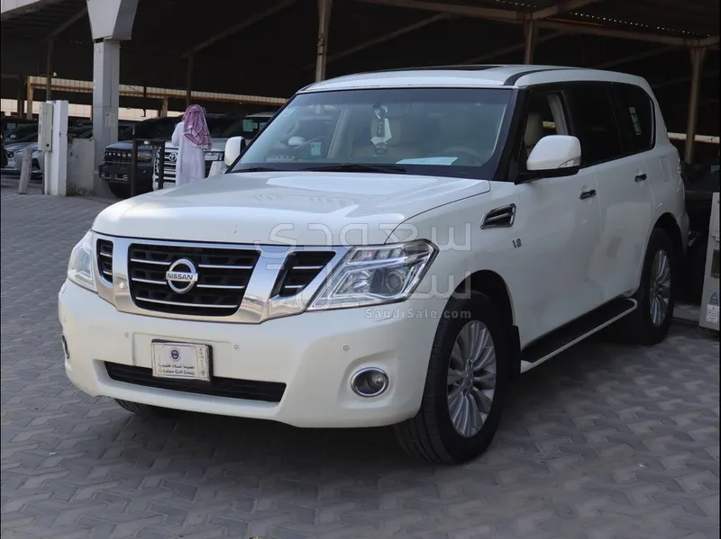 2017 Nissan Patrol LE2