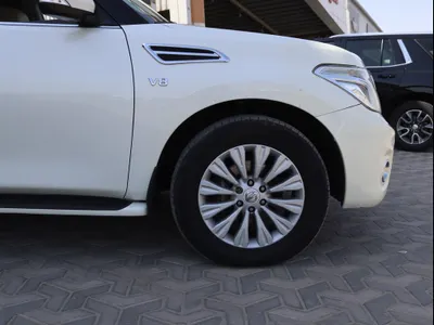 2017 Nissan Patrol LE2