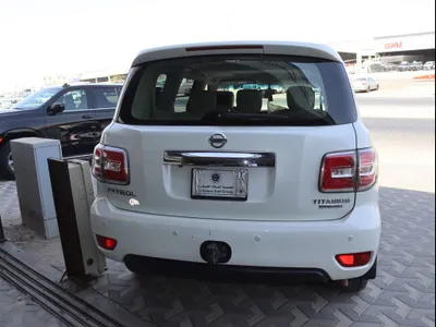 2017 Nissan Patrol LE2