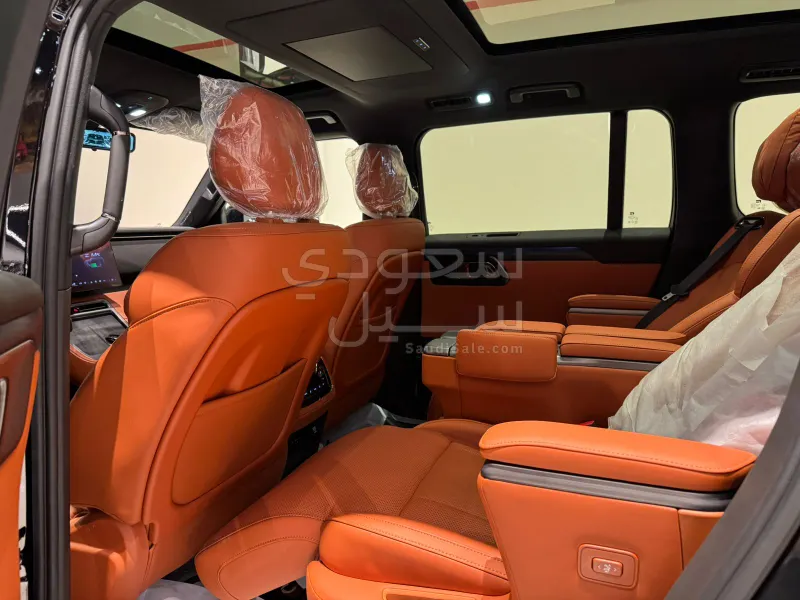 2025 روكس 01
