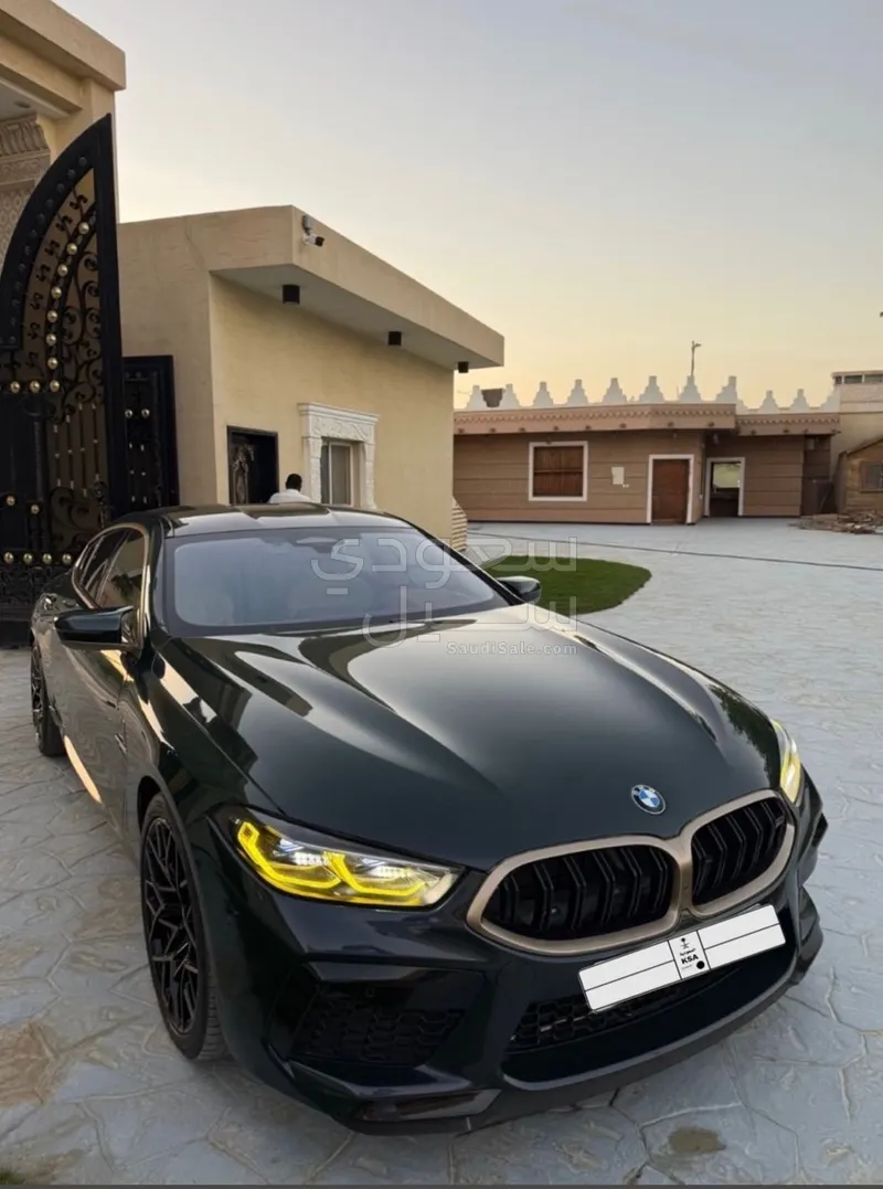 2020 بي ام دبليو الفئة ام إم 8 الاصدار الأول