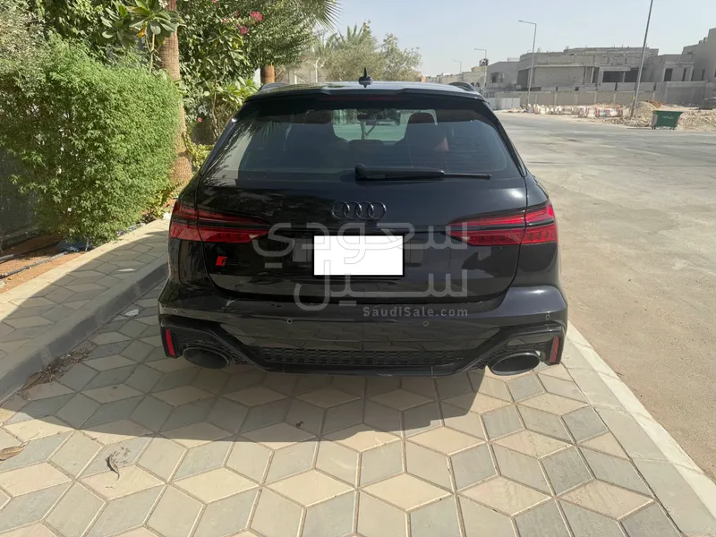 2021 اودي ار اس 6