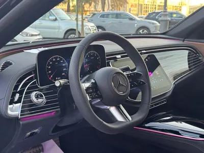 2025 Mercedes-Benz E 200