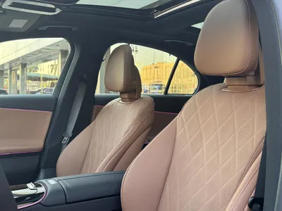 2025 Mercedes-Benz E 200