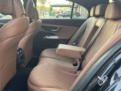 2025 Mercedes-Benz E 200