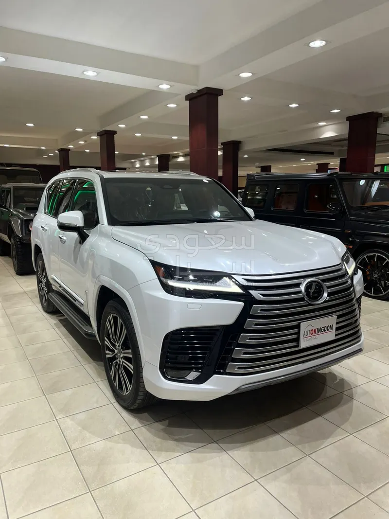 2025 Lexus LX 600
