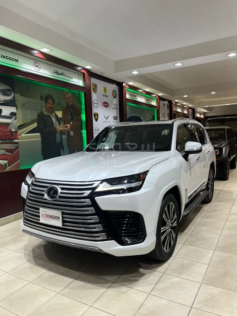 2025 Lexus LX 600