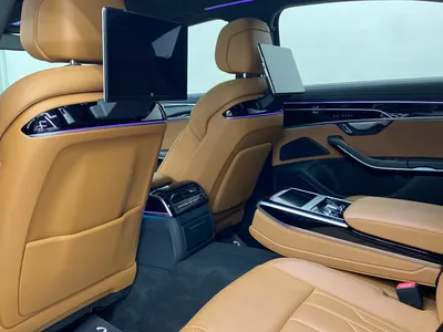 2022 اودي اي 8 ال 55تي اف اس أي