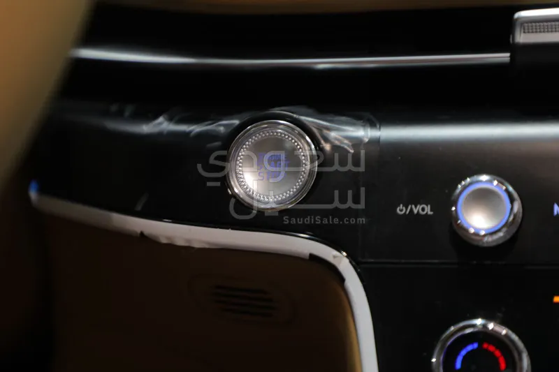 2025 جينيسيس جي 80