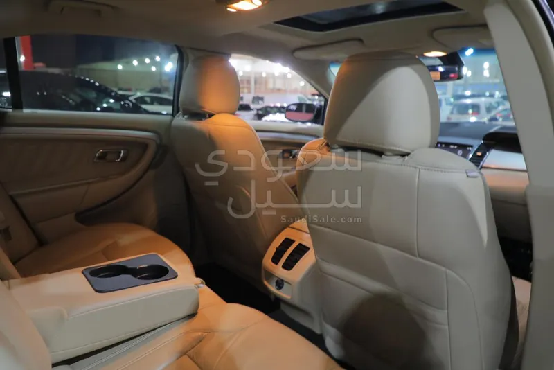 2018 فورد توروس اس اي ال