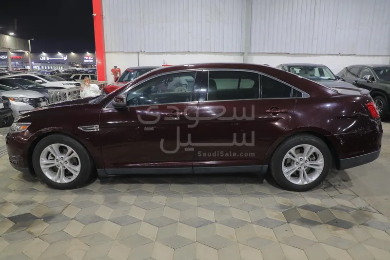 2018 فورد توروس اس اي ال