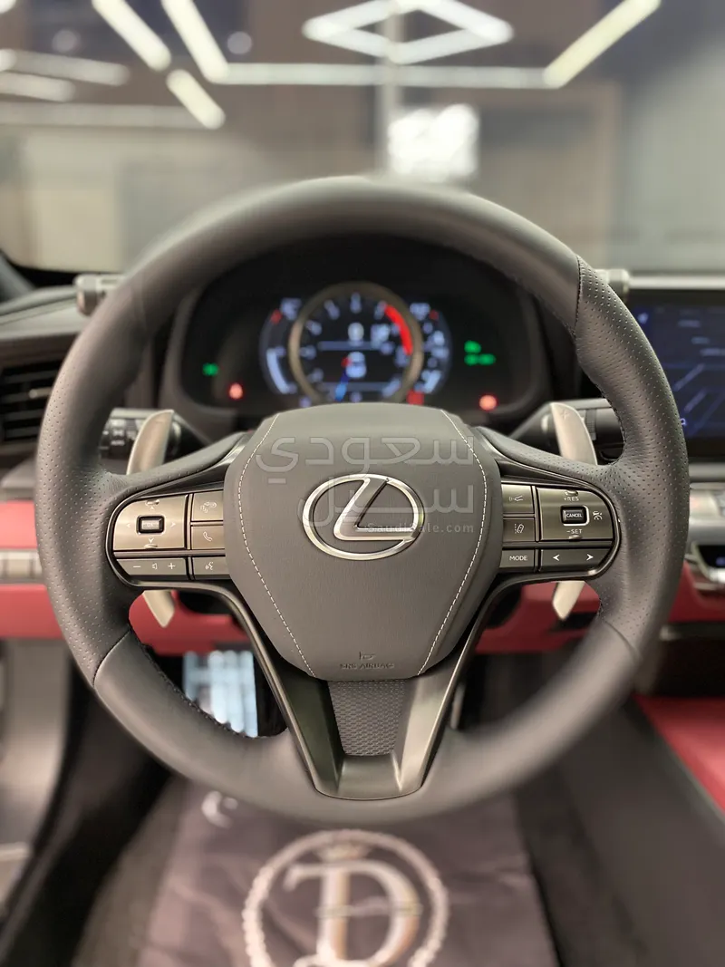 2025 Lexus LC 500