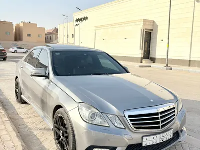 2010 مرسيدس - بنز إي 300 أي إم جي