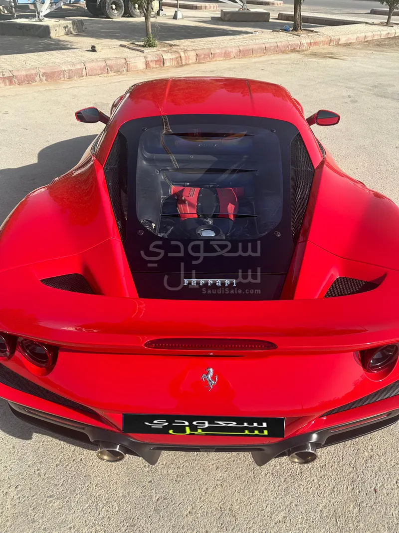 2020 فيراري اف 8 تريبوتو