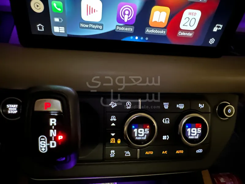 2020 لاند روفر ديفيندر 110
