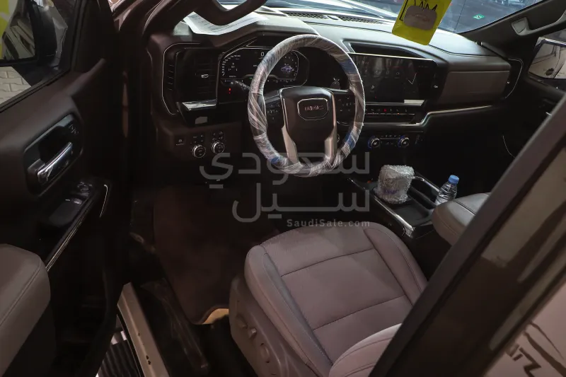 2023 جي ام سي سييرا اليفيشن