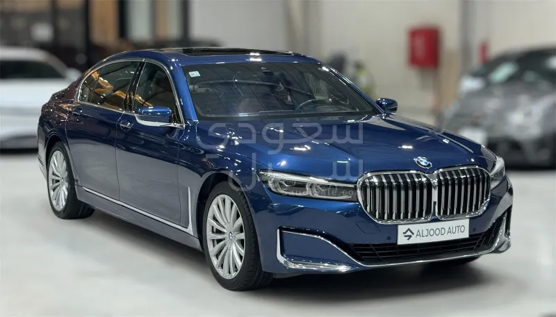 2021 بي ام دبليو الفئة السابعة 730 إل أي