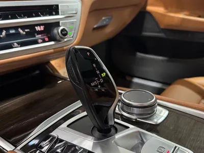 2021 بي ام دبليو الفئة السابعة 730 إل أي
