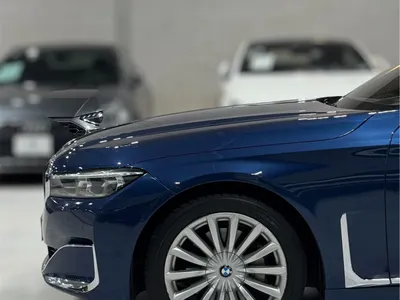2021 بي ام دبليو الفئة السابعة 730 إل أي