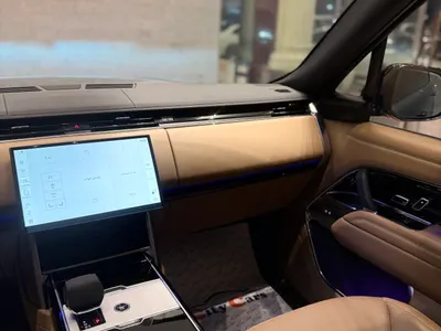 2024 لاند روفر رينج روفر اتش اس اي