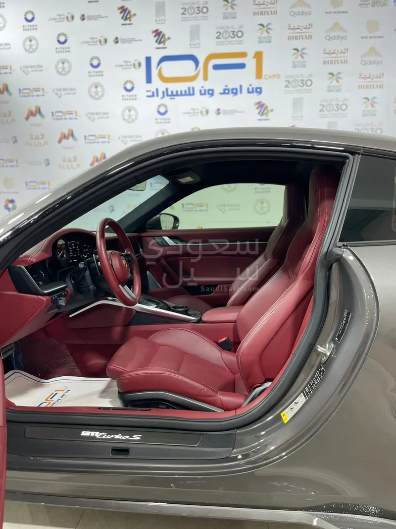 2023 بورش 911 كاريرا توربو اس