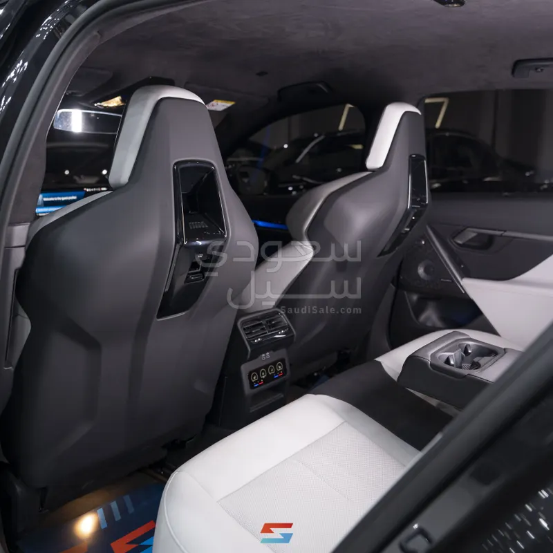 2025 بي ام دبليو الفئة ام إم 5