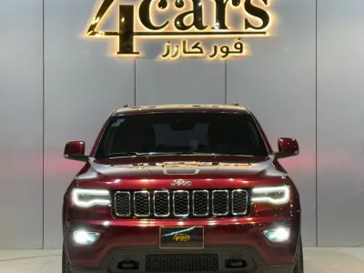 2017 جييب جراند شيروكي لاريدو
