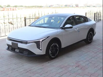 2026 Kia K4
