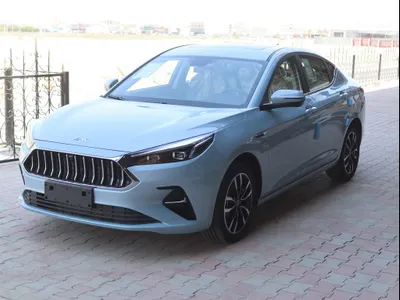 2025 JAC J7