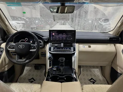 2024 Toyota Land Cruiser GXR