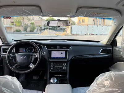 2020 Ford Taurus