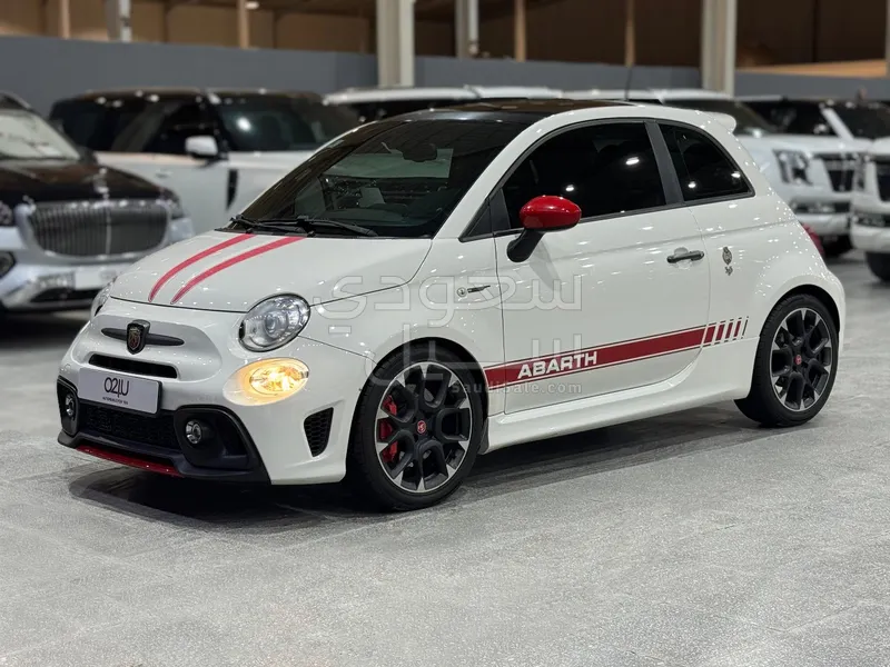 2018 فيات ابارث 595 كومبيتزيون