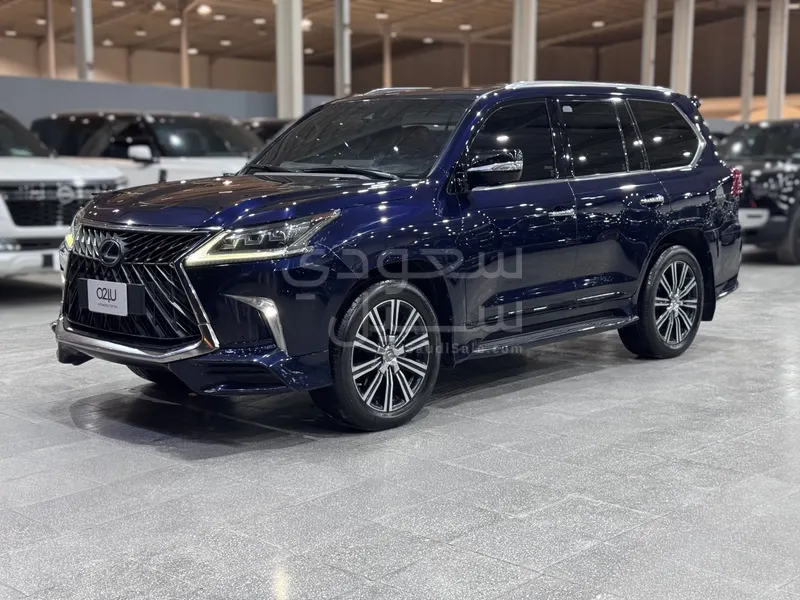 2017 Lexus LX 570 S