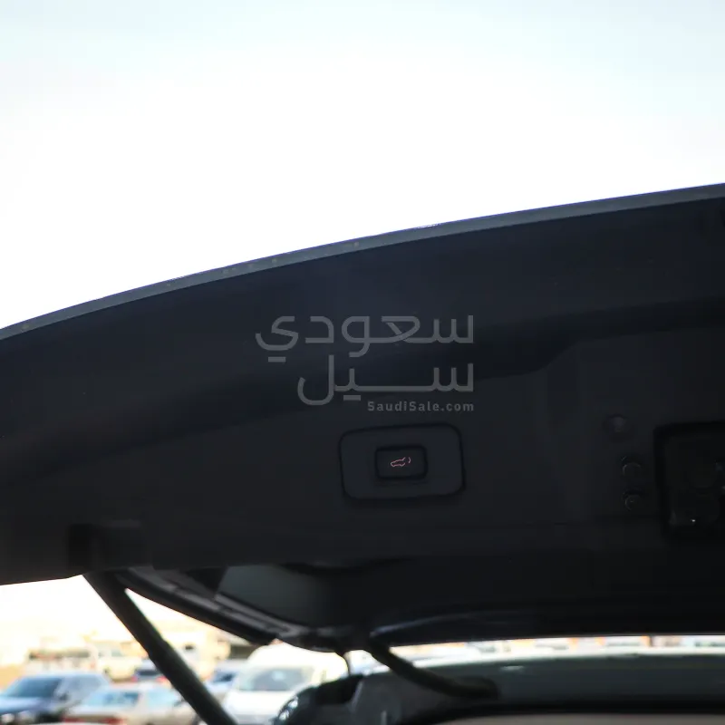 2025 ايسوزو ام يو اكس