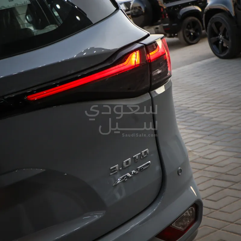2025 ايسوزو ام يو اكس