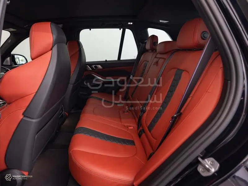 2021 BMW X Series 5M competition