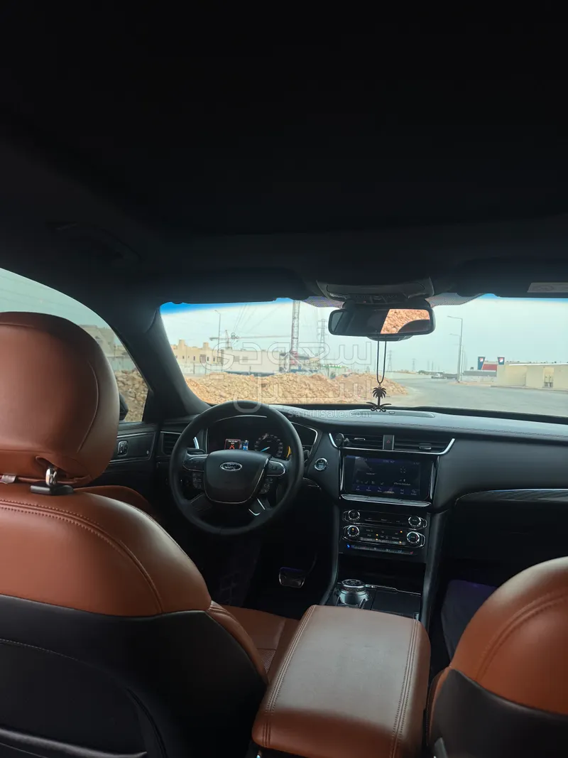 2021 Ford Taurus Titanium