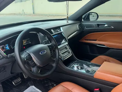 2021 Ford Taurus Titanium