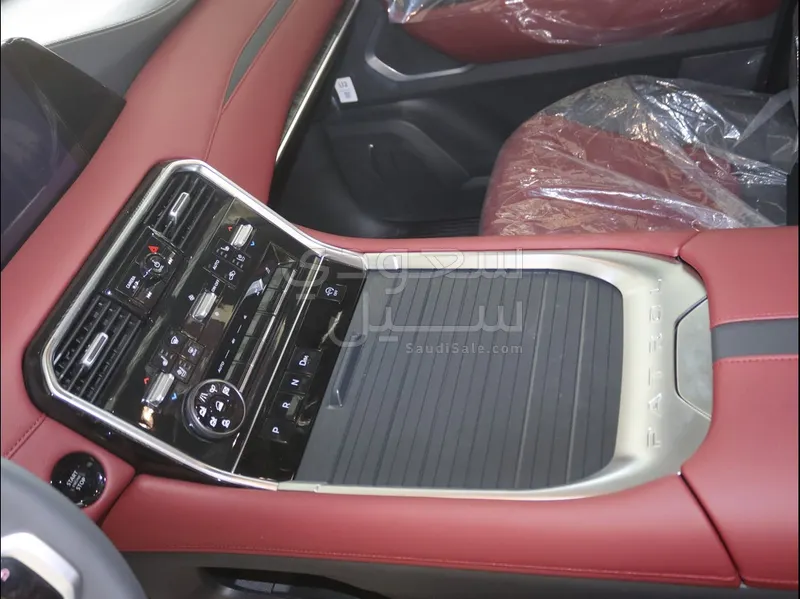 2025 Nissan Patrol Platinum