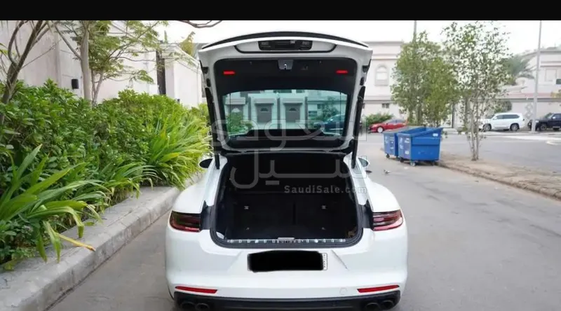 2018 بورش بانميرا 4 اس