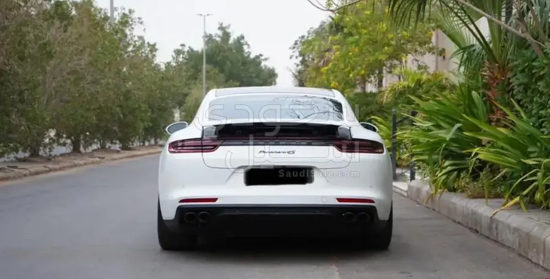 2018 بورش بانميرا 4 اس