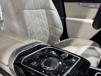 2023 BMW 7 Series 735i